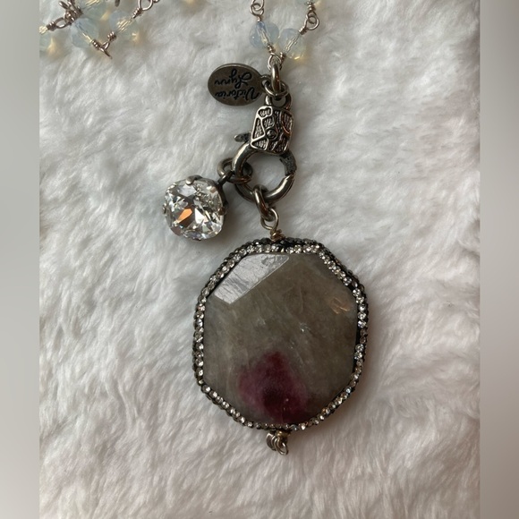 Victoria Lynn Large Natural Stone Crystal Beads Necklace - Picture 8 of 10